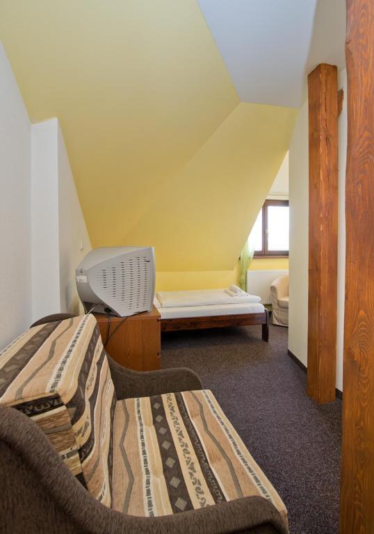 Hotel U Zlateho Byka Pisek  Bilik gambar